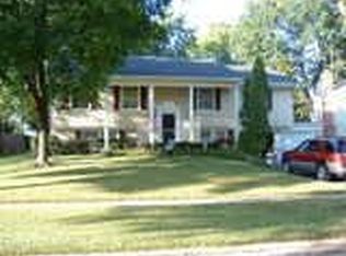 891 Ridgefield Ln, Buffalo Grove, IL 60089