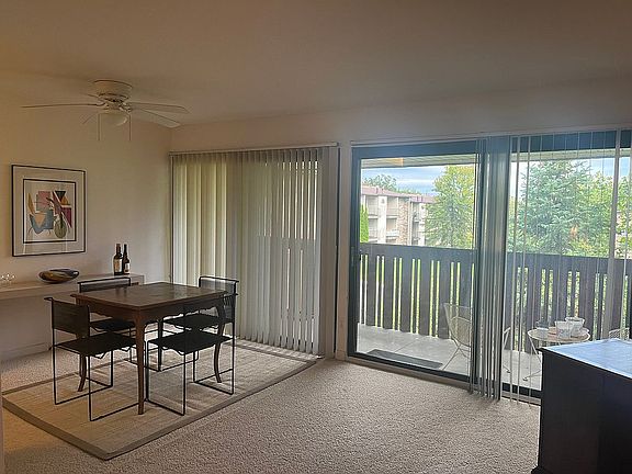 4th image of 1235 S Maple Rd APT 304