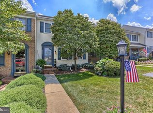 130 Robin Hill Cir, York, PA 17404