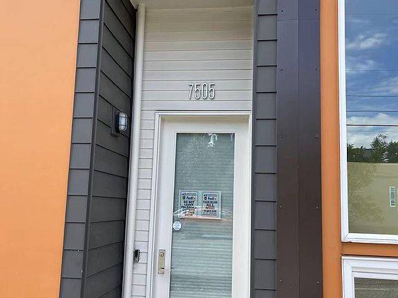 3rd image of 7505 25th Ave NE