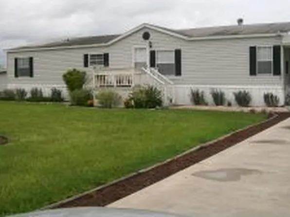 1060 NE 103rd Ave, Okeechobee, FL 34974