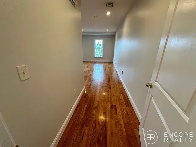 12 Dana Ave #6 — Photo 7