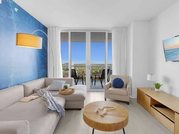 1180 E Hallandale Beach Blvd, Hallandale, FL