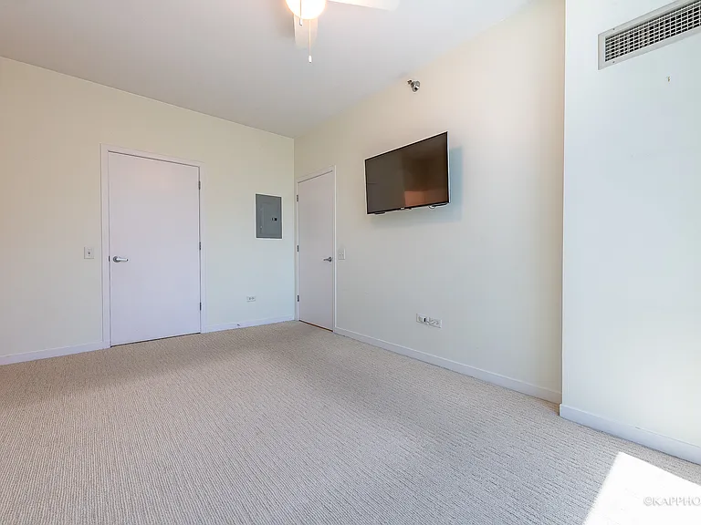 757 N Orleans St #804 — Photo 20