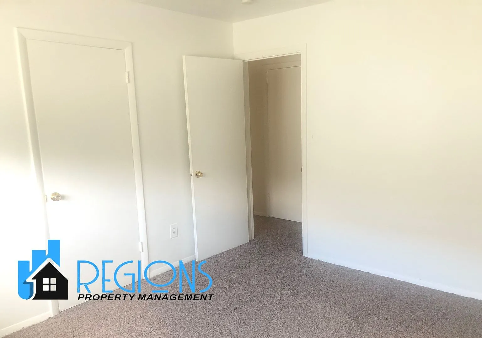 822 E. Washington Street — Photo 4