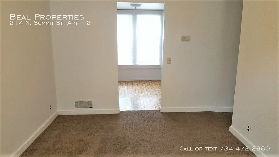 2 bed, 592 sqft, $1,365 — Photo 2