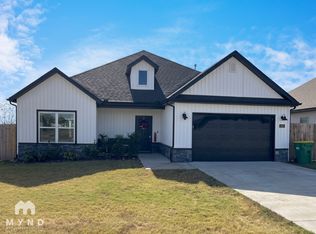 1001 Pebble Pass, Centerton, AR 72719