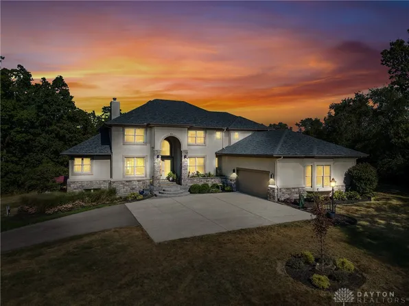 4089 Kemp Rd, Dayton, OH 45431