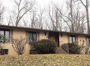 958 Rockdale Rd, Butler, PA 16002