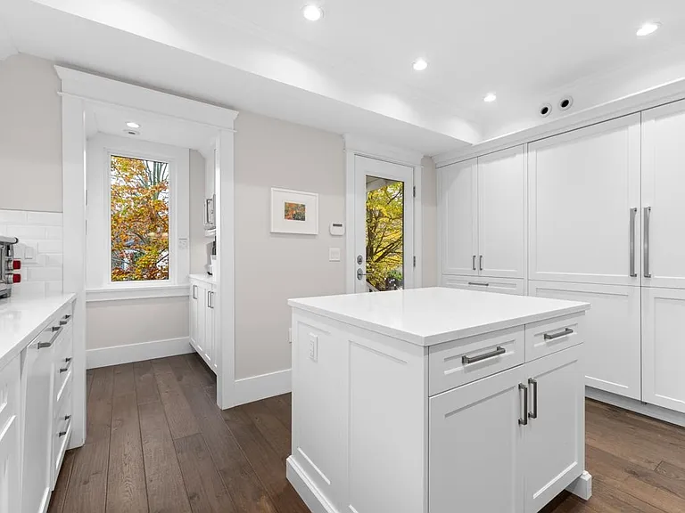 3095 W 5th Ave — Photo 14