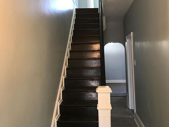 5th image of 5 N Wells Ave