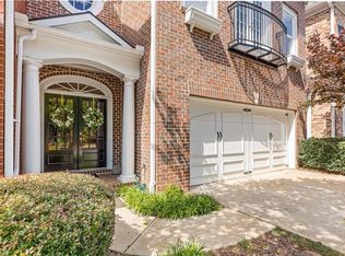 3003 Village Green Dr, Roswell, GA 30075