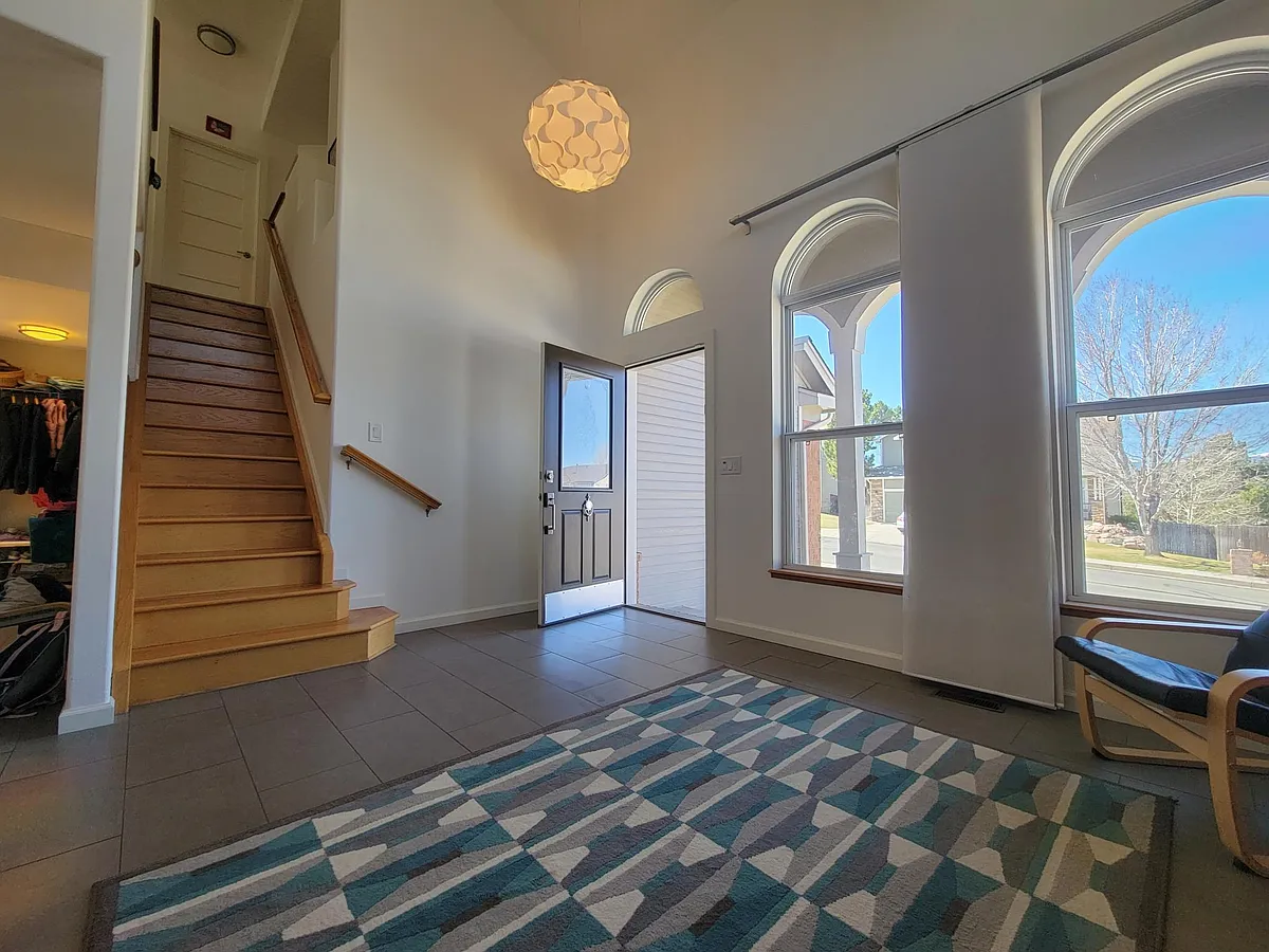 Building Photo - 6155 Soaring Dr