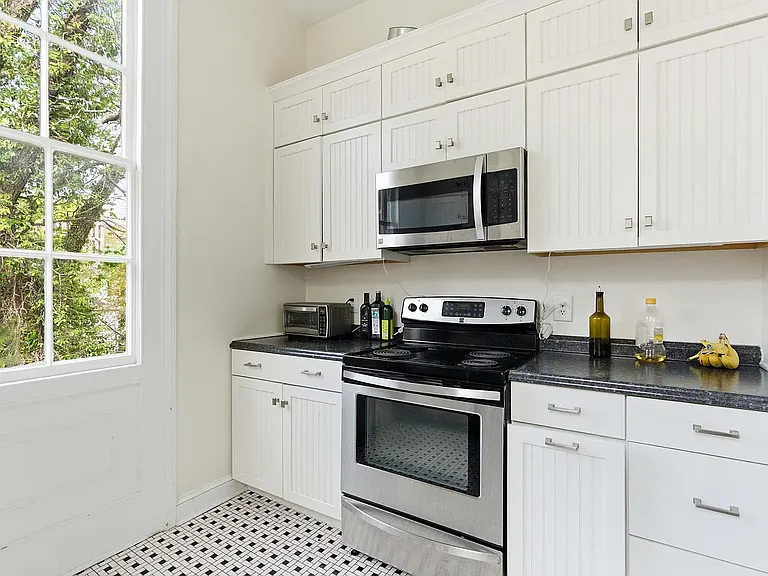 165 Rutledge Ave #B — Photo 13