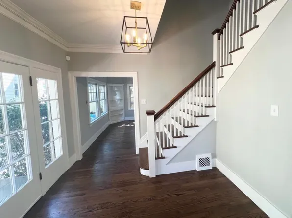 339 Elm St, San Mateo, CA 94401