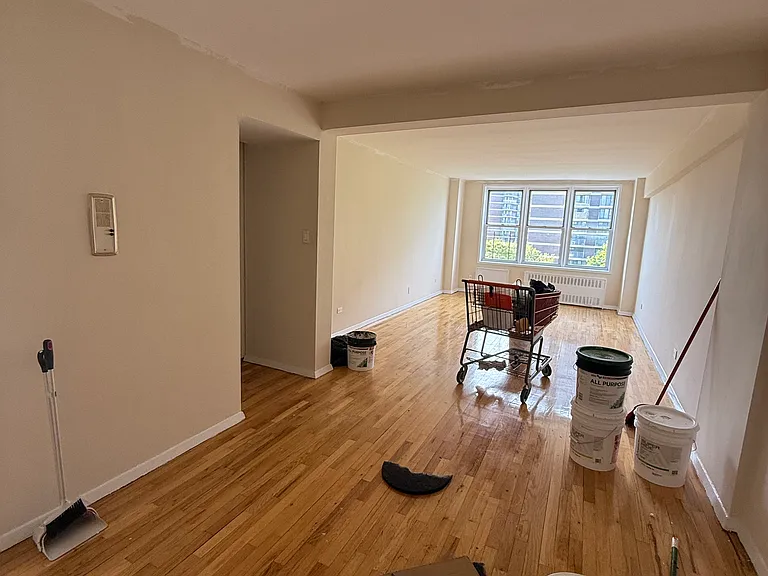 41 Hamilton Ave #7L — Photo 2
