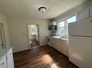 2739 Pear St, Lincoln, NE 68503