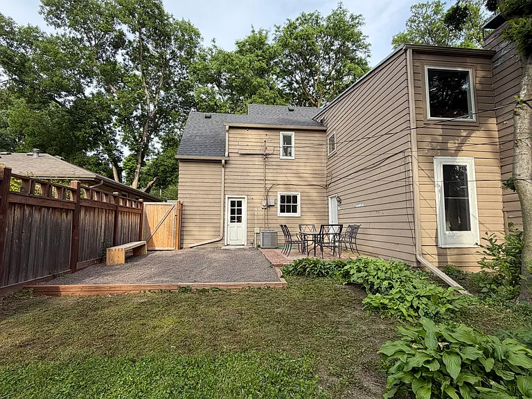 3211 S 30th St — Photo 34