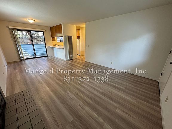 2nd image of 460 Ramona Ave #10