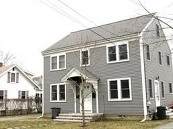 22 Buzzards Bay Ave Floor 1, Buzzards Bay, MA 02532
