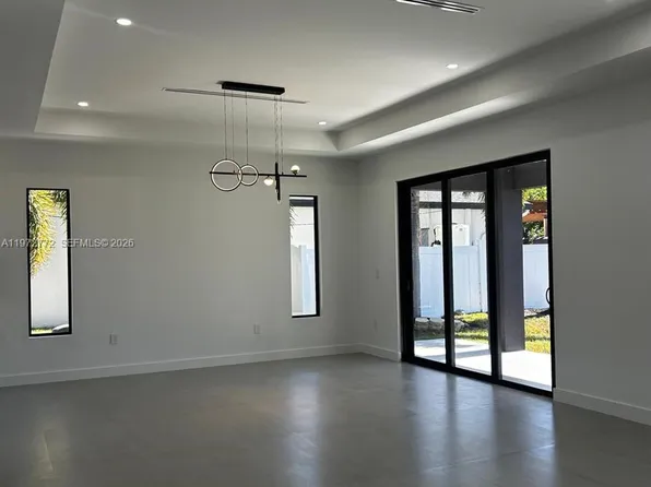 2700 SW Embers Ter, Cape Coral, FL 33991