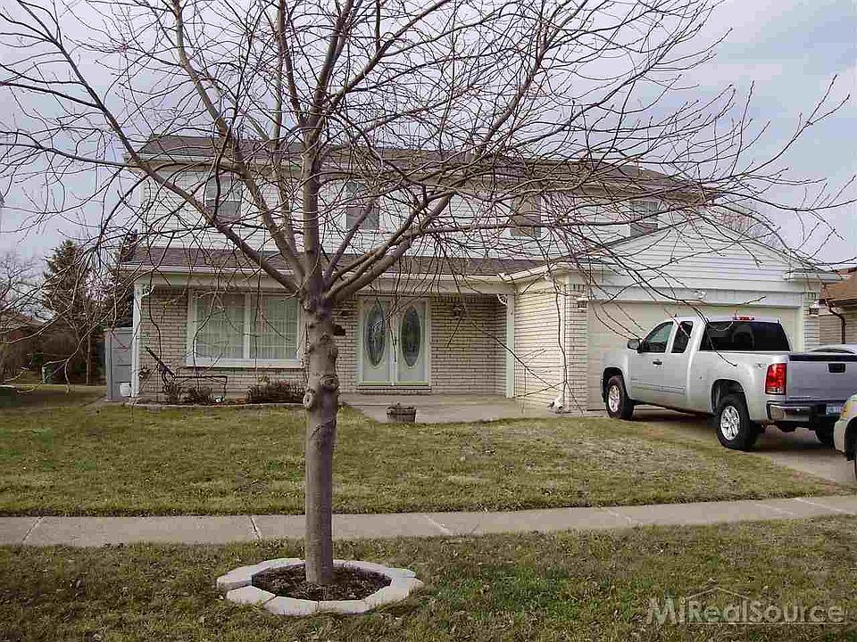 2nd image of 2241 Zenia Dr