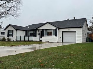 863 Matthew Brady Blvd, Windsor, ON N8S 3J7