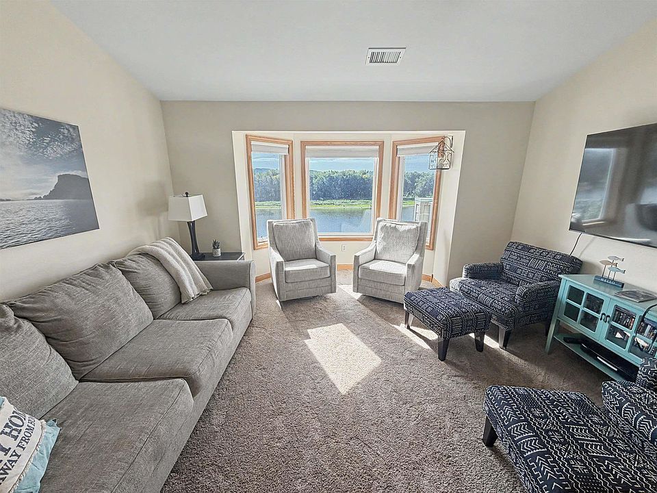 1st image of 605 Sandy Point Rd #322