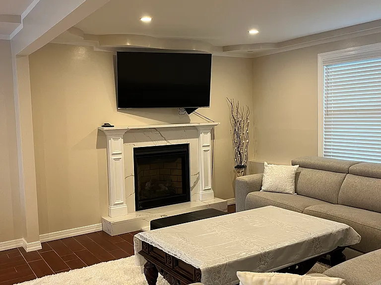 14 Arena Ct #1 — Photo 5