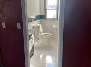 26 Davids St APT 2, Brockton, MA 02301