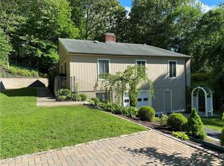 6 Mark Mead Rd, Cross River, NY 10518