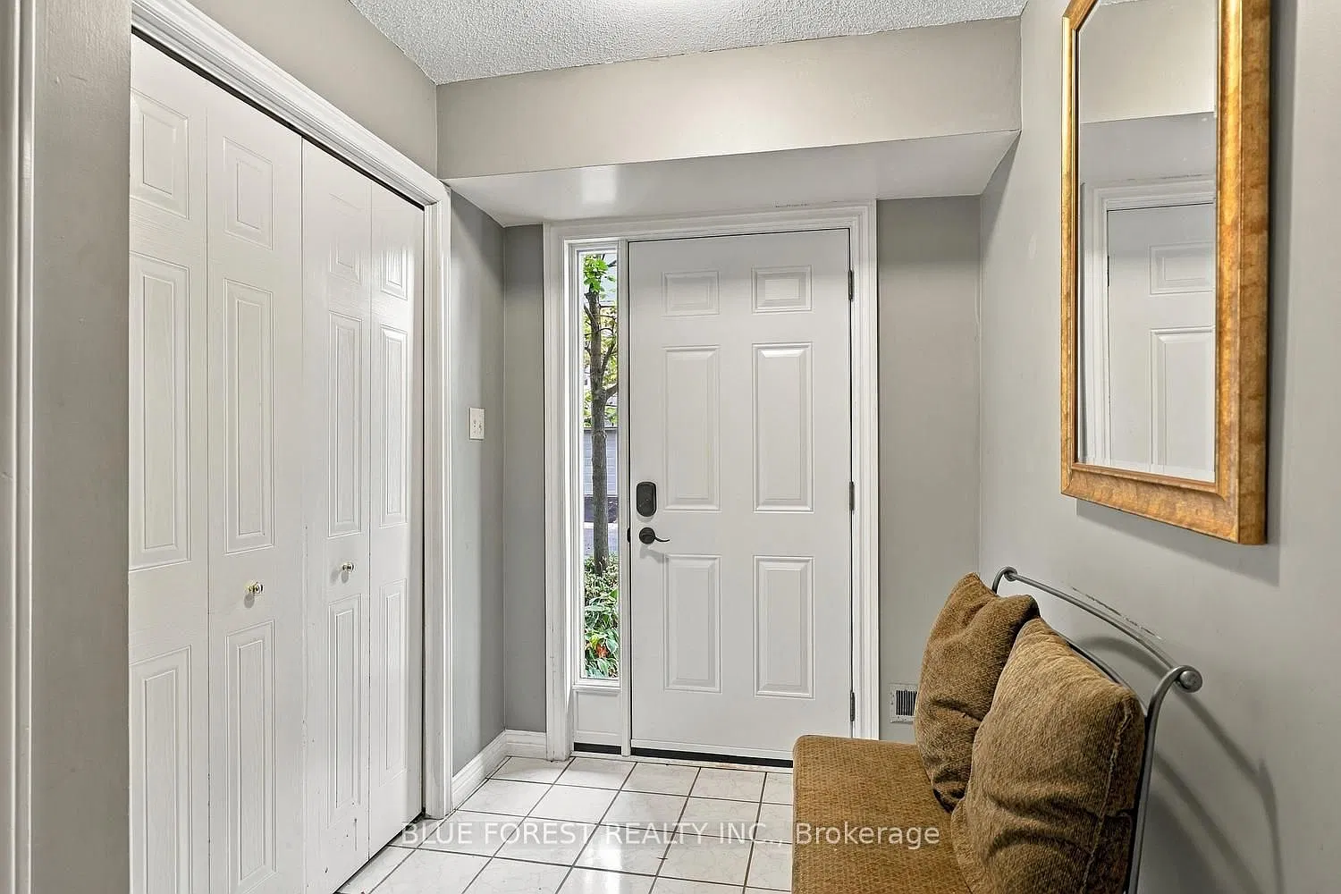 4 bed, $2,500 — Photo 3