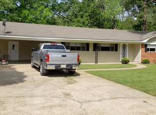 711 Aspen Rd, Starkville, MS 39759