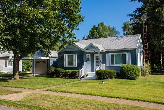 1st image of 19595 Sunset Ln