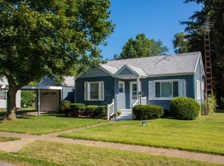 19595 Sunset Ln, South Bend, IN 46637
