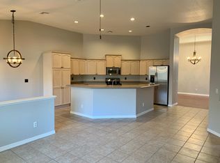 1333 W Spruce Dr, Chandler, AZ 85286