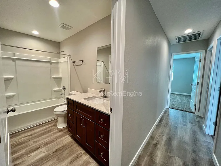 2204 Dijon St — Photo 11