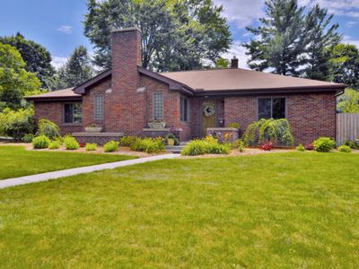 1 Lexington Ct, Midland, MI, 48642