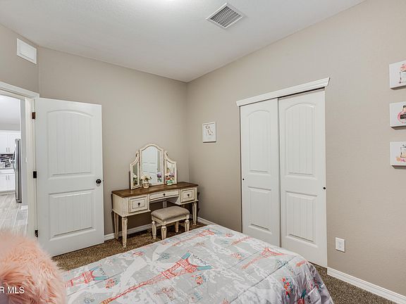 2nd image of 512 Caddo Ln