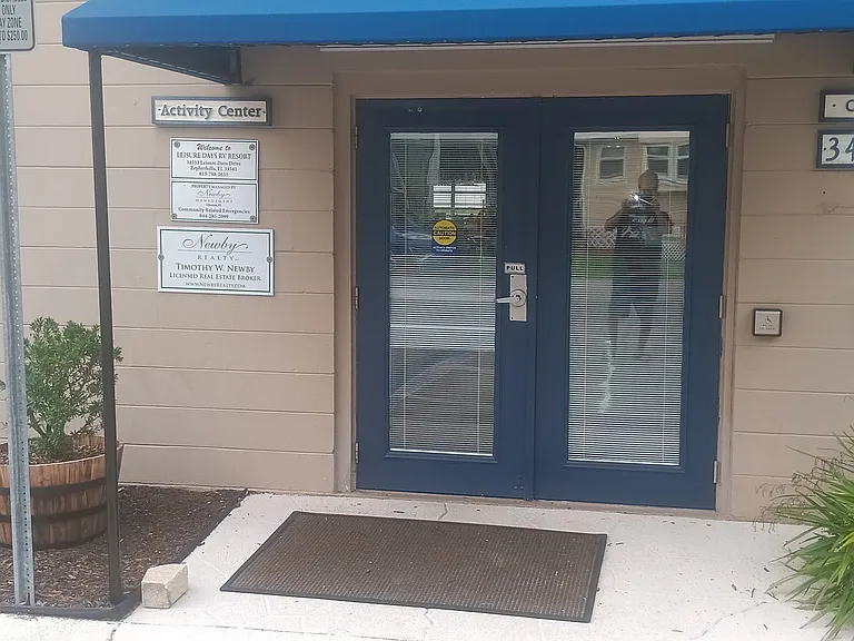 Jeb Stuart St — Photo 21