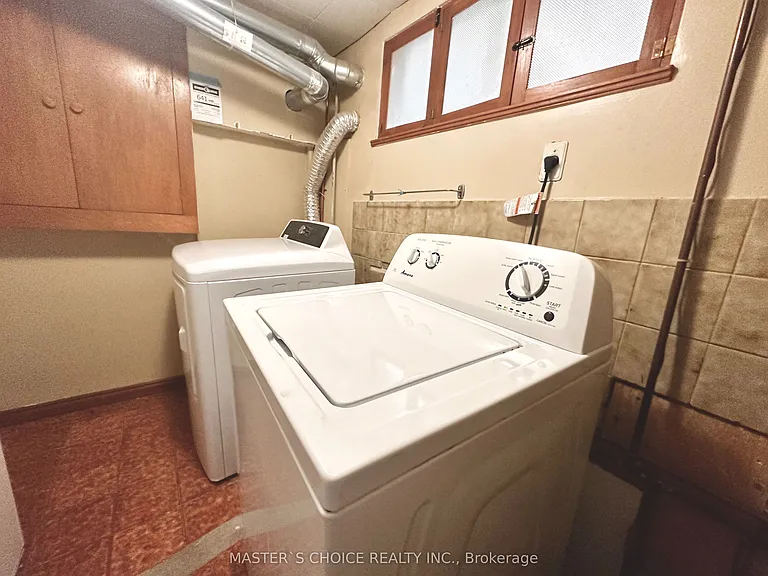 116 Lonborough Ave #UPPER — Photo 15