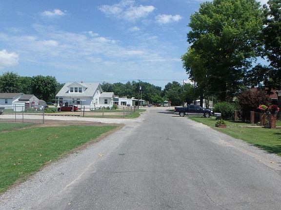4th image of 3150 N 60th St