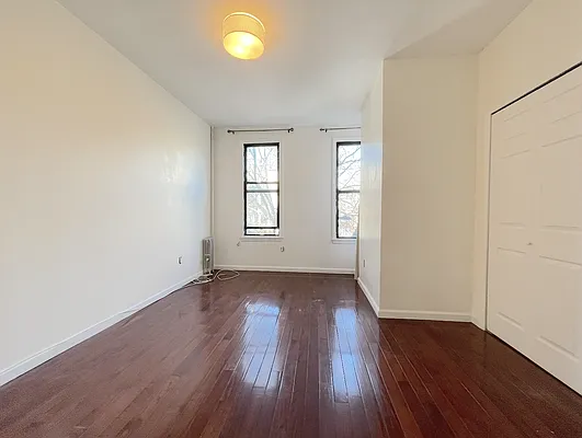 Rented by New Amsterdam Realty Group | media 12