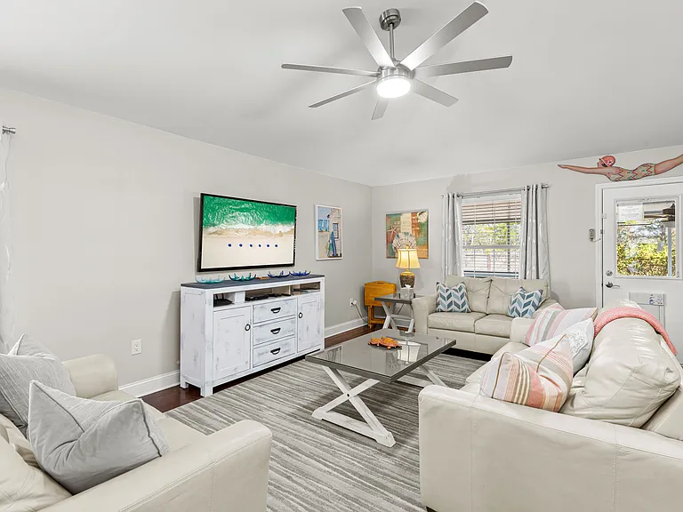 147 Sandy Cay Dr — Photo 5