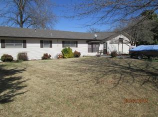 26301 S 615th Rd, Grove, OK 74344