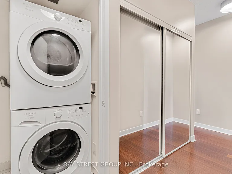 365 Prince Of Wales Dr #1108 — Photo 24