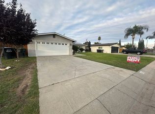 4122 W Monte Vista Ave, Visalia, CA 93277