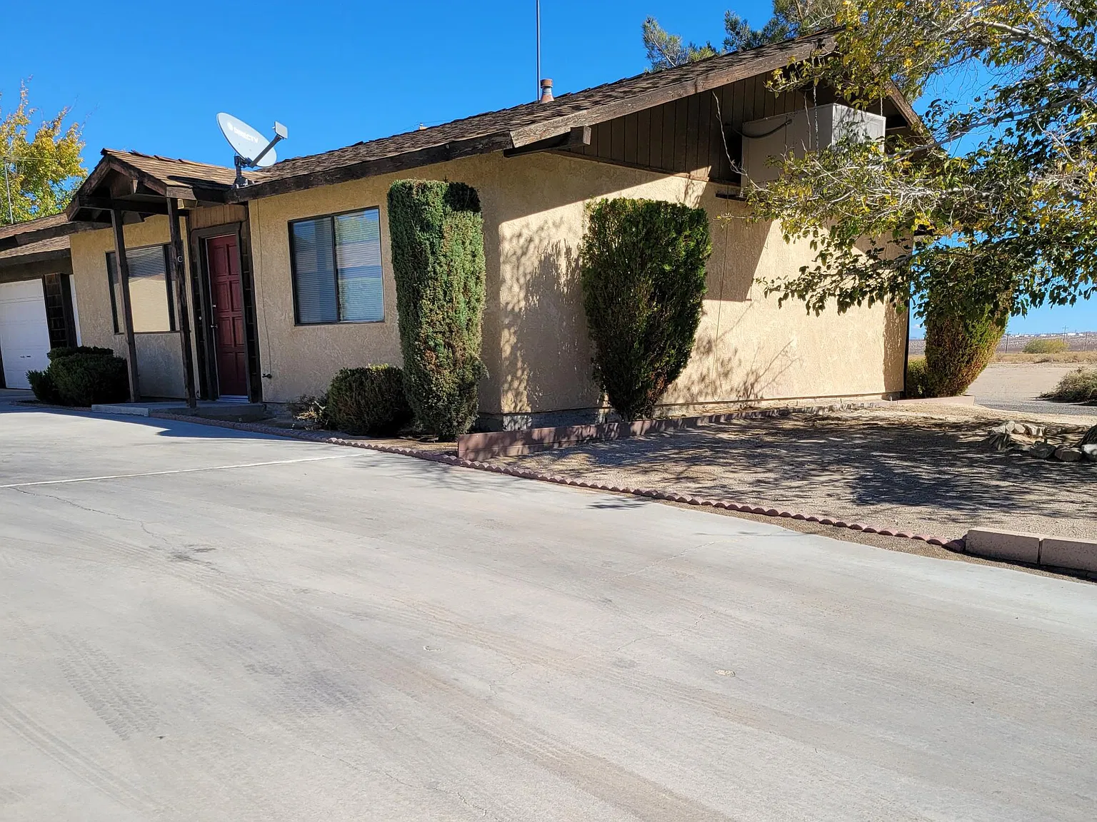 2 bed, 850 sqft, $1,095 — Photo 1