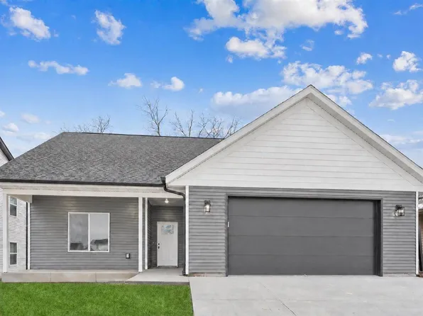 3112 Linden Ln, Muscatine, IA 52761