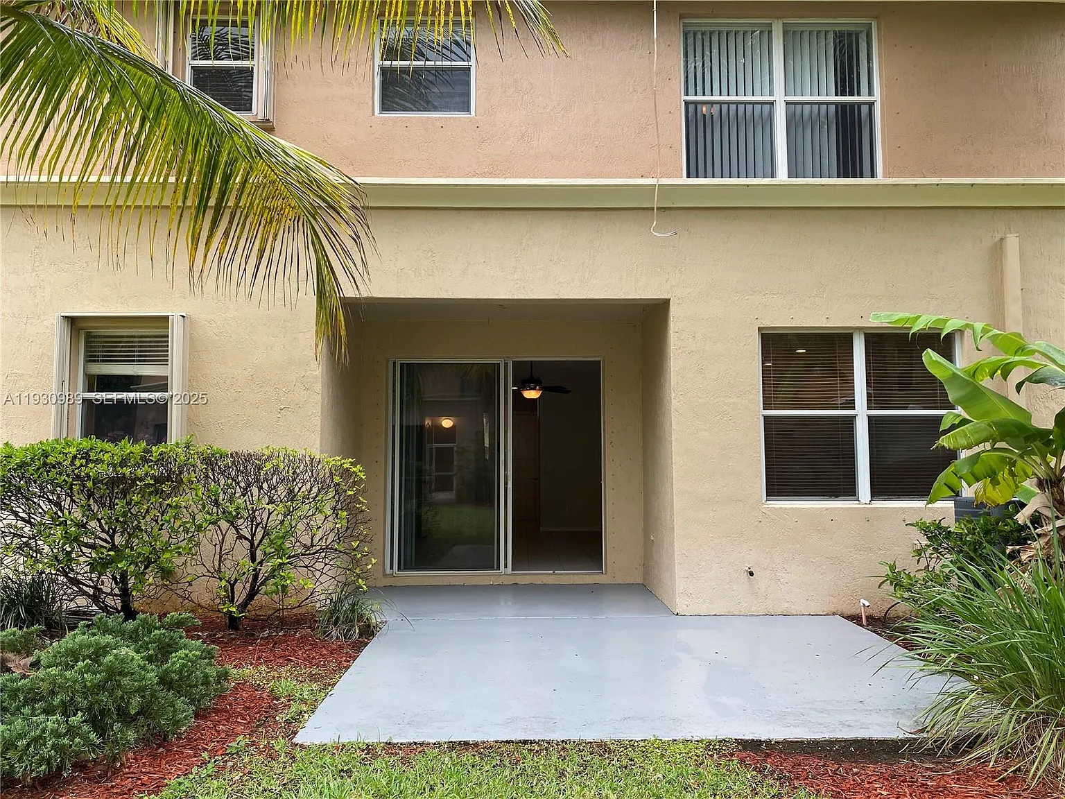 Seminole Estates & Townho — Photo 4